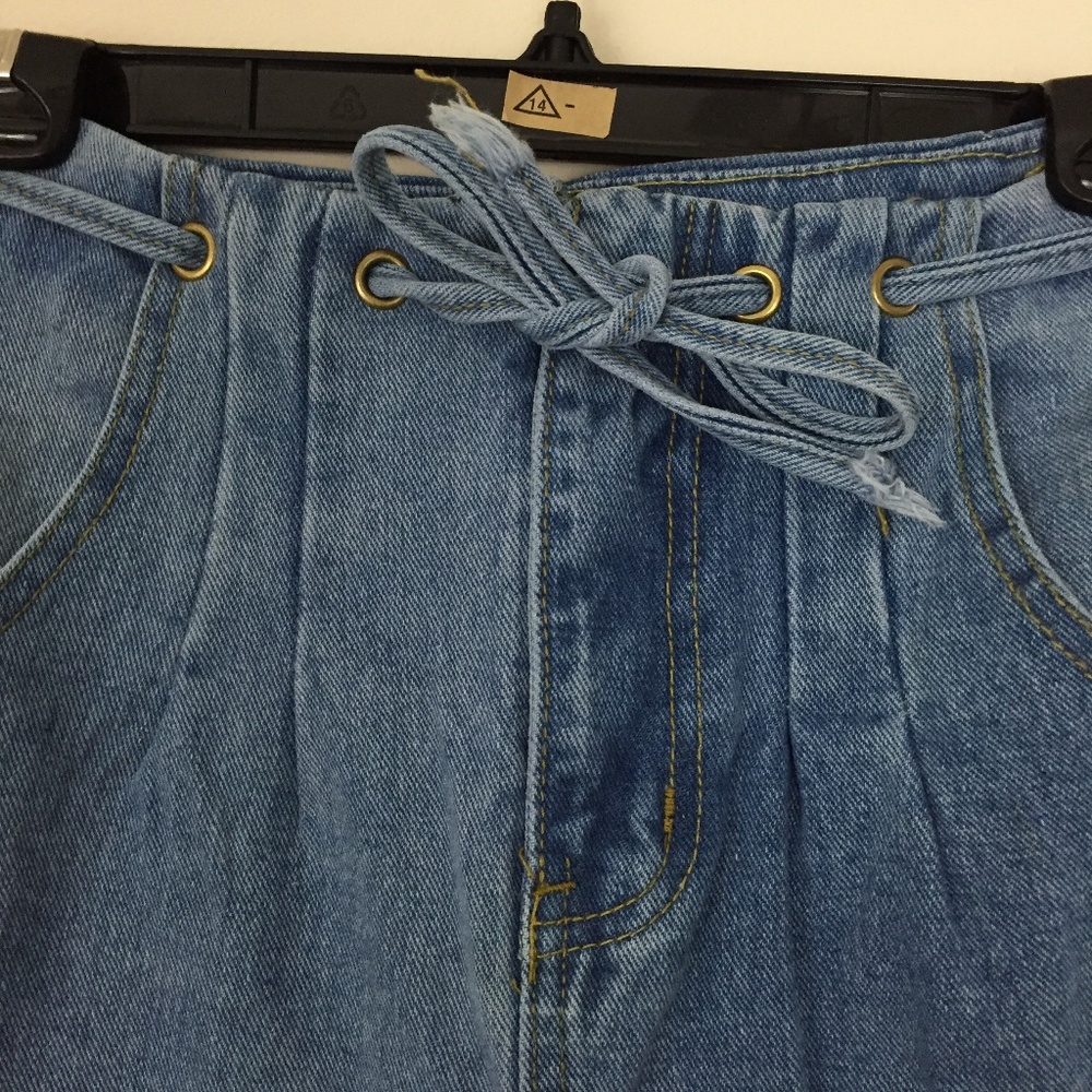 PRETTY LITTLE THING High Waisted Balloon Jeans - Picture 9 of 15
